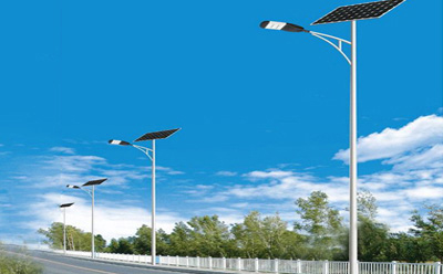 农村道路装太阳能路灯选多大瓦数实测